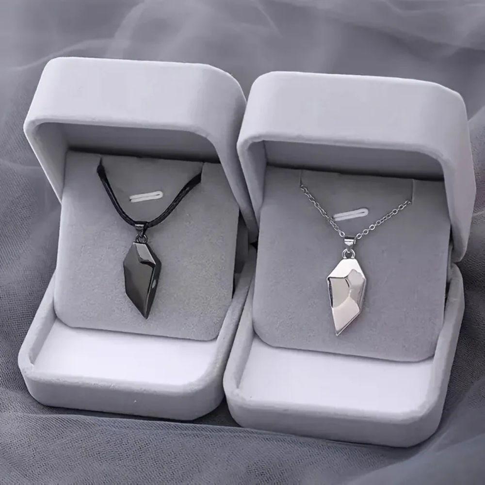 Magnetische Ketting Hartvormig Sieraad met ECG Patroon