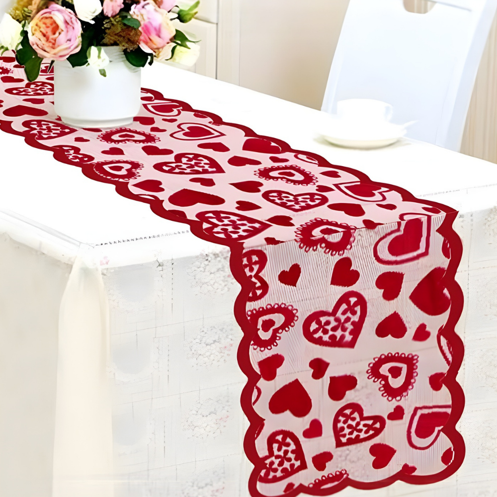Tafelloper Romantisch Kant met Hartjes Decoratie - Velinix