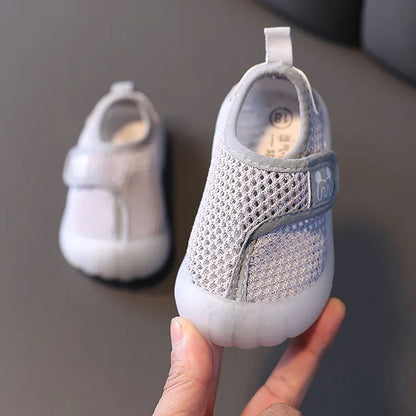 Ademende Mini Schoen voor Kinderen