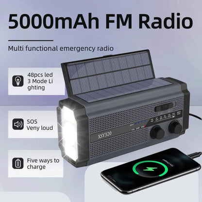 Noodradio met Dynamo, Zonnepanelen en Powerbank Zaklamp
