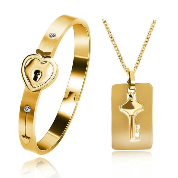 Hartvormige Armband en Ketting Set