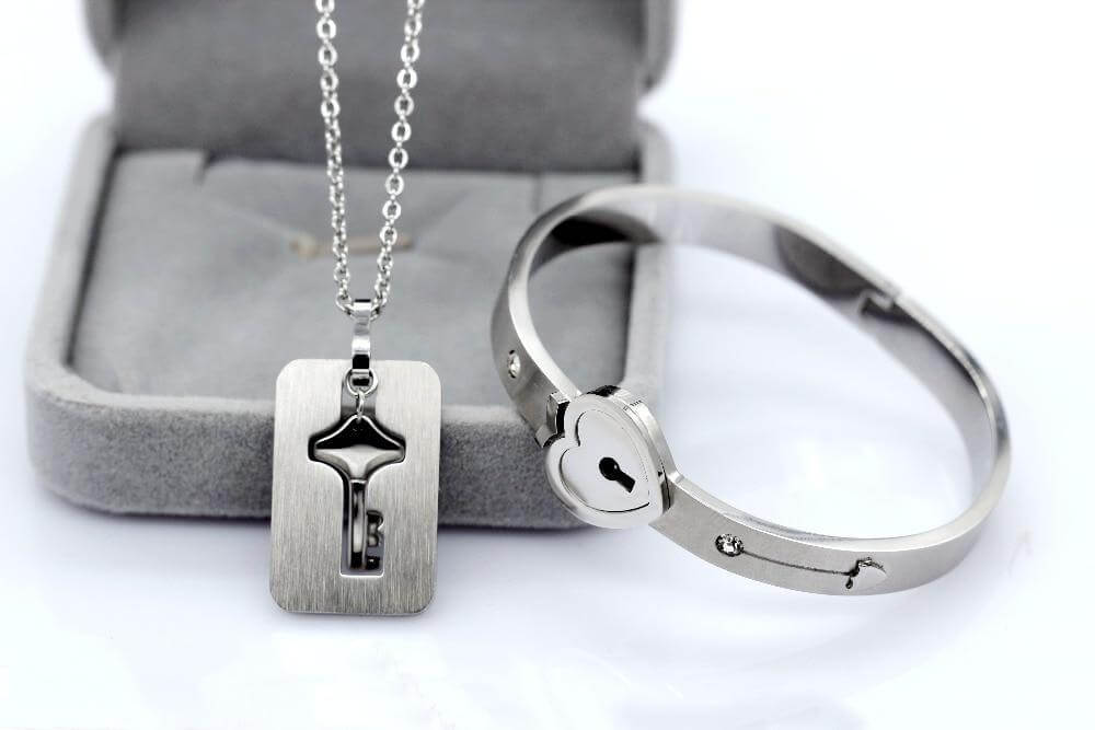 Hartvormige Armband en Ketting Set