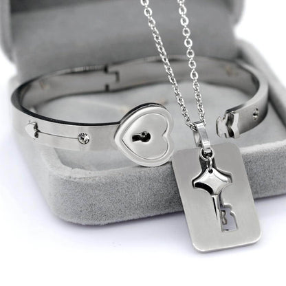 Hartvormige Armband en Ketting Set