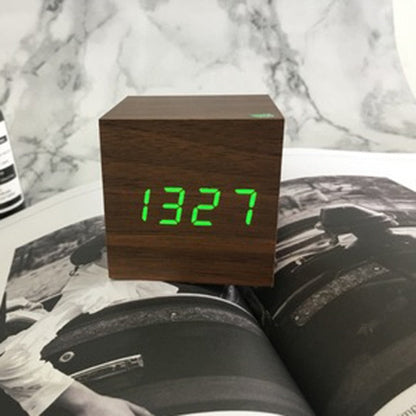 LED Alarmklok met Stemcontrole en Duidelijk Display