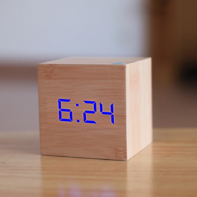 Digitale LED Wekker Vierkant Modern Design
