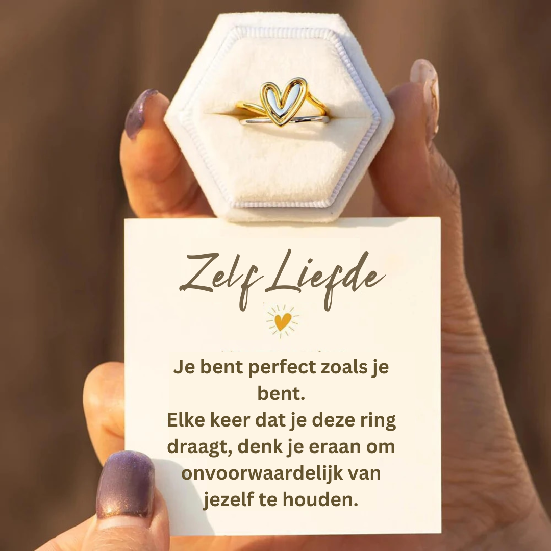 Vrouwelijke Zilveren Selflove Ring met Hart