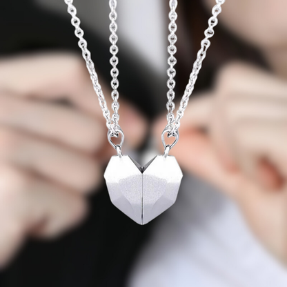 Magnetische Ketting Hartvormig Sieraad met ECG Patroon